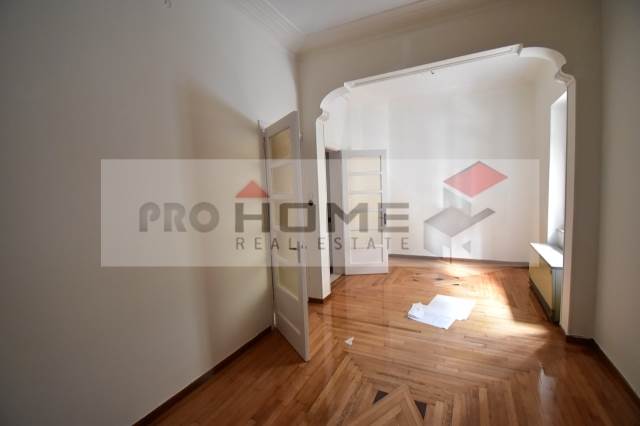 (For Sale) Residential Building || Athens Center/Athens - 300 Sq.m, 5 Bedrooms, 450.000€ 