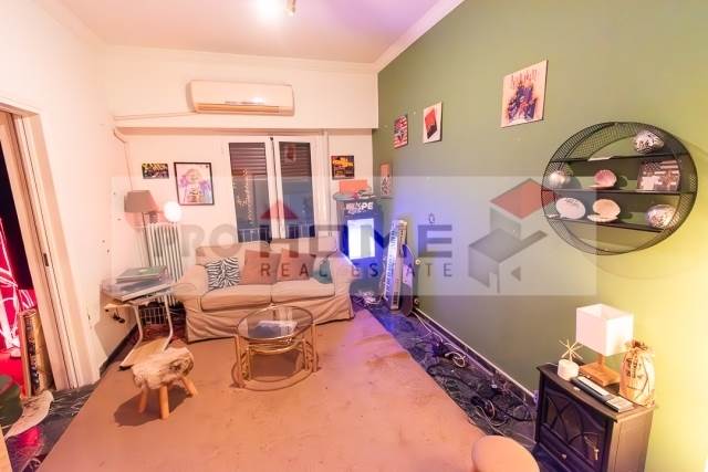 (For Sale) Residential Apartment || Athens Center/Athens - 75 Sq.m, 2 Bedrooms, 280.000€ 